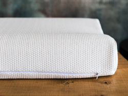 Подушка эргономичная 67x42x12 German Grass Naturlatex Ergo Grass фрагмент