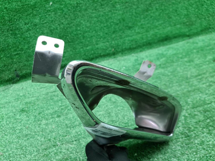 Насадка глушителя правая Hongqi H5 2 (2022-н.в.)