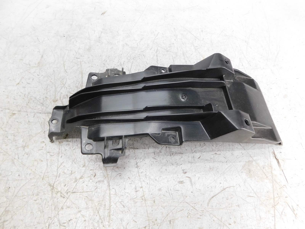 пластик внутренний Suzuki Gixxer 150 63131-34J