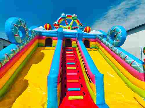 Коммерческий надувной батут «Парк развлечений», 14*6*7 м.