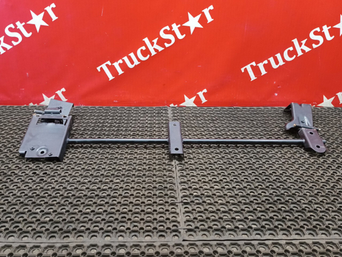 Кронштейн спойлера бокового левого 2020г.