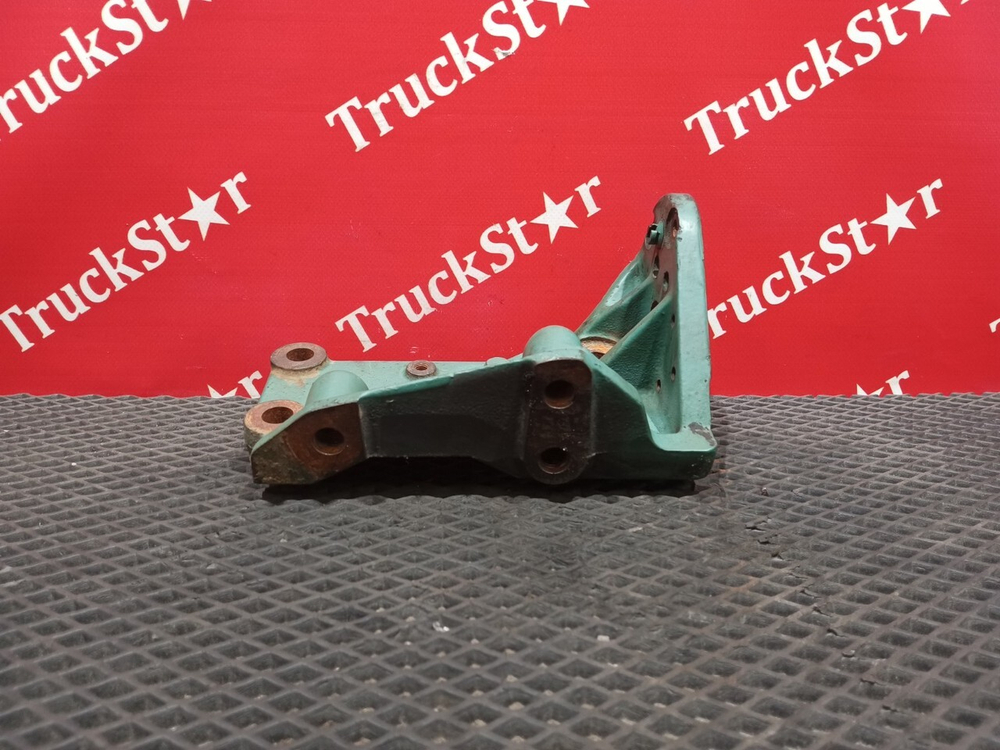 Кронштейн ролика натяжителя