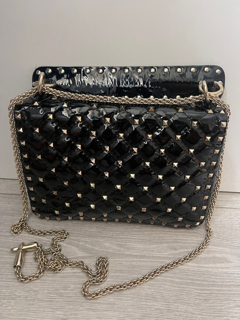 Сумка Valentino Rockstud Spike medium