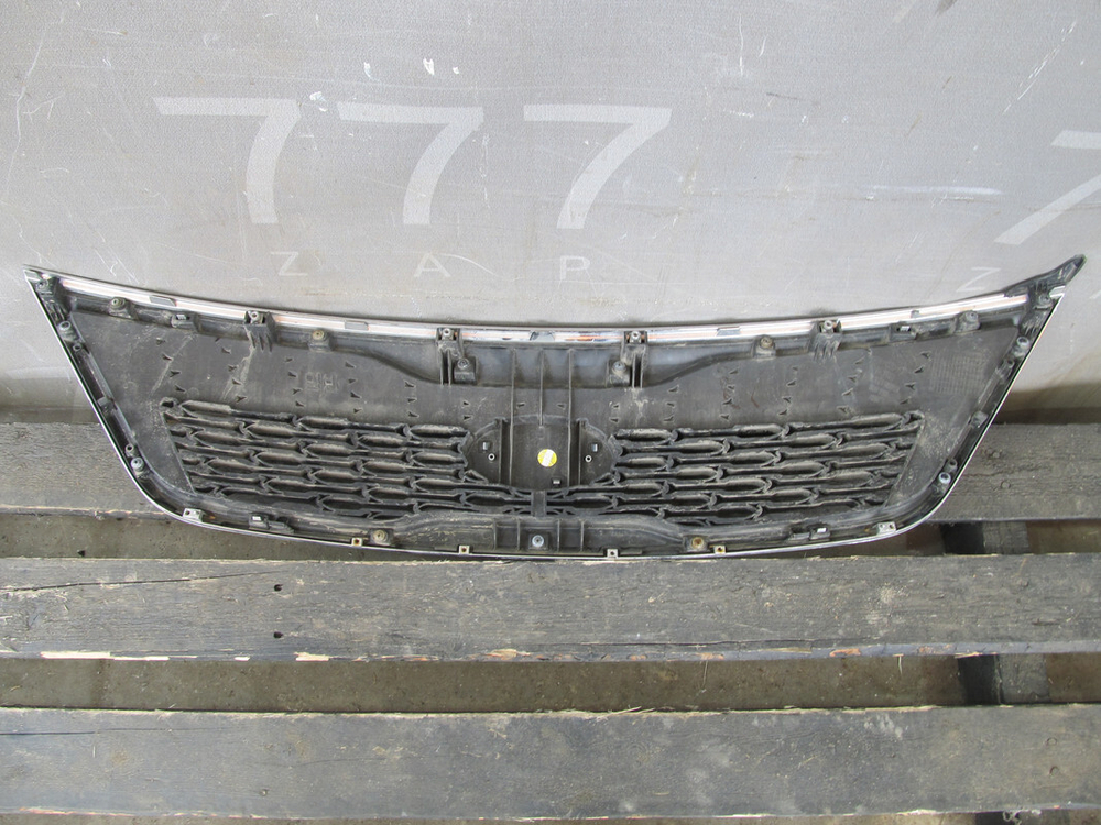 Решетка радиатора Kia Sorento 2 (XM) 12-20 Б/У  863502P500
