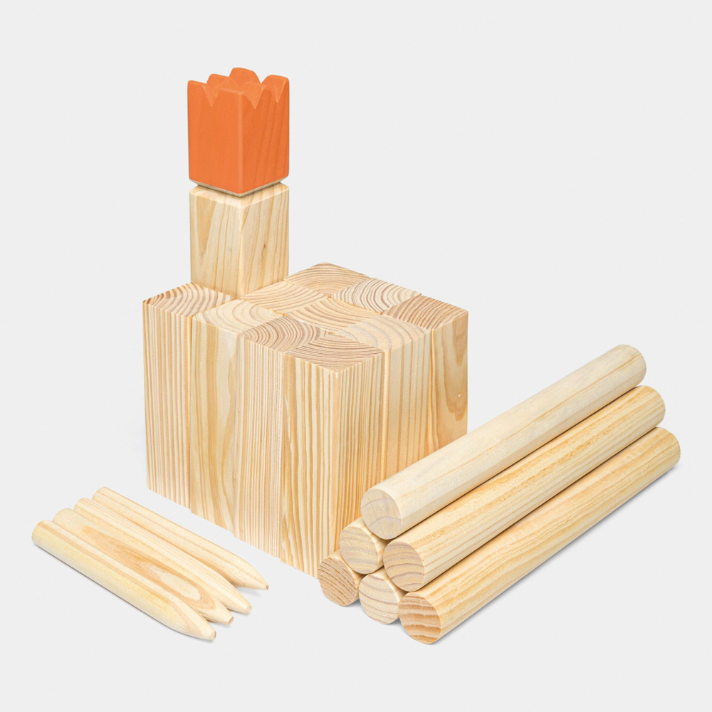 Игра в метание 'шахматы викингов' KUBB