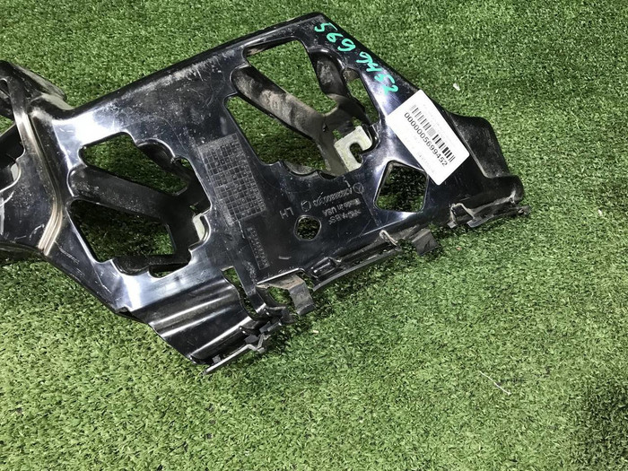 Кронштейн заднего бампера левый Mercedes GLE c292 (2015-2019)