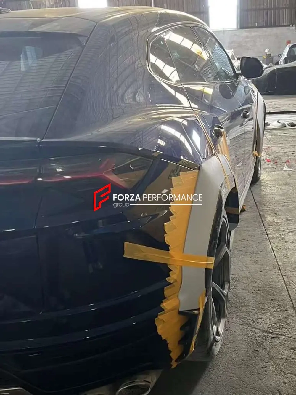 Губа и крылья из кованого карбона для Lamborghini Urus 2018+ Ламборгини Урус