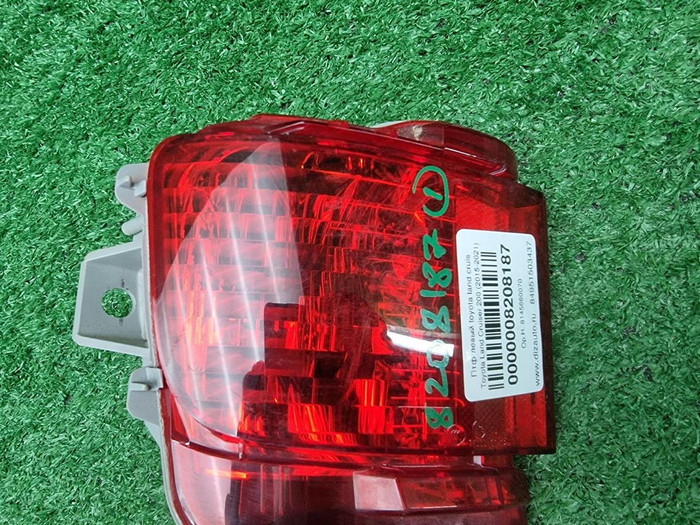 ПТФ левый Toyota Land Cruiser 200 (2015-2021)