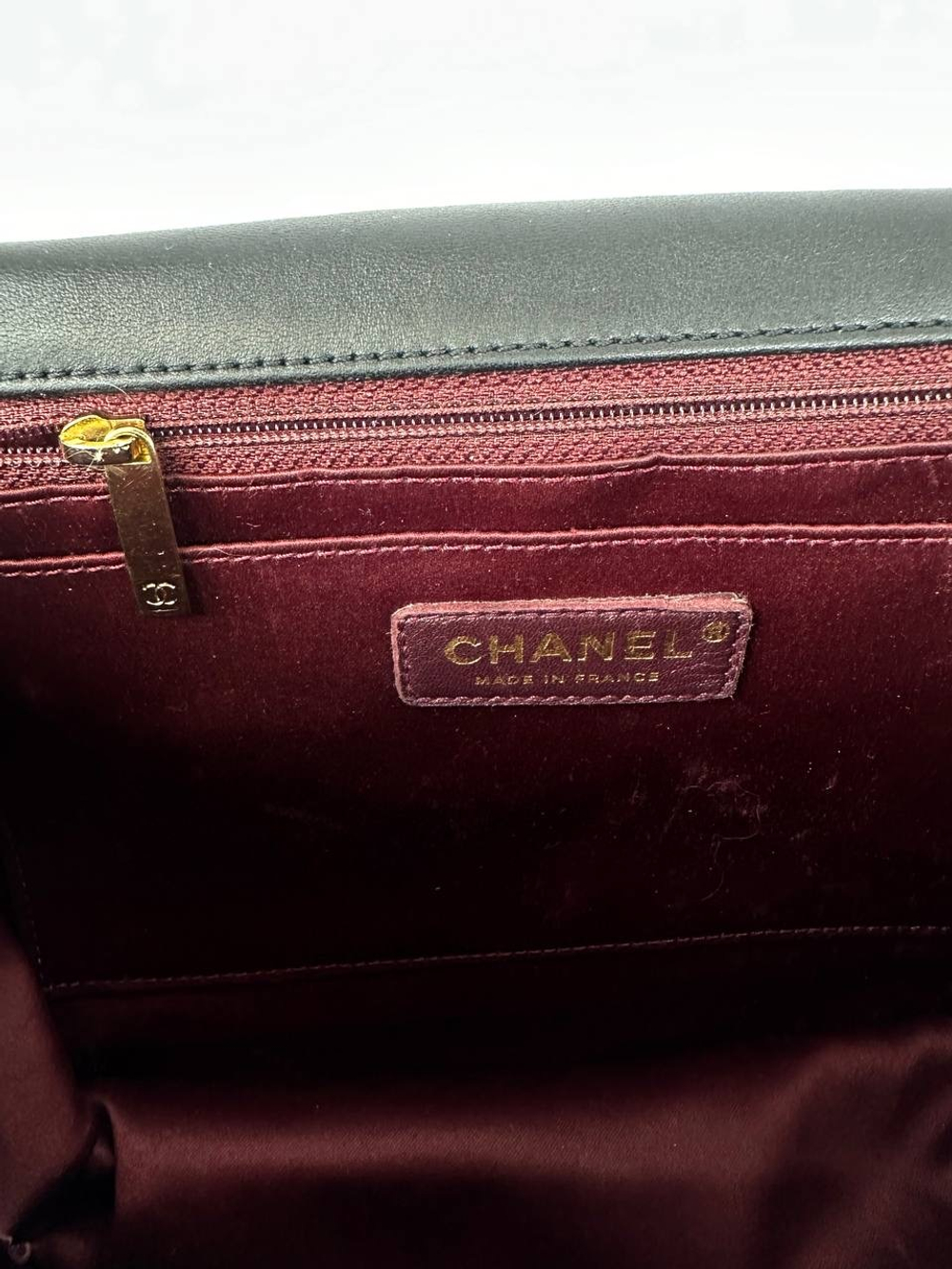 Сумка Chanel Black Quilted Lambskin Leather Golden Class Medium Flap
