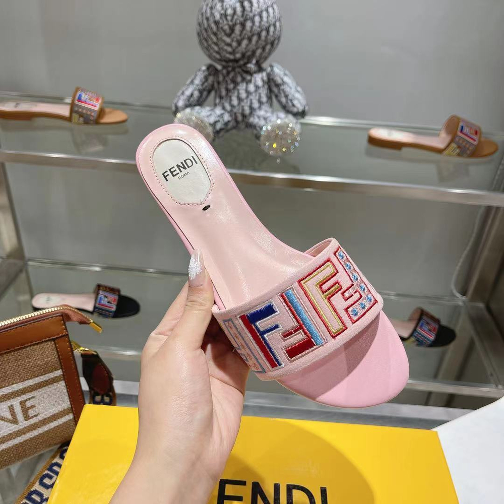 Fendi Signature Slides