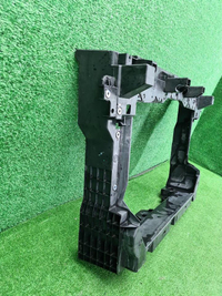 Телевизор Hongqi HS5 (2019-н.в.)