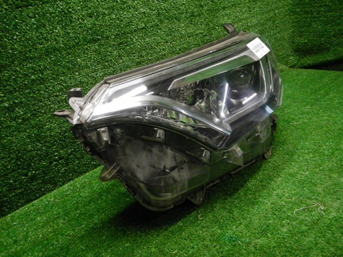 Фара левая Toyota Rav 4 CA40 (2015-2019) LED