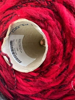 Трикотажная пряжа для вязания MORELINO толстая шишибрики