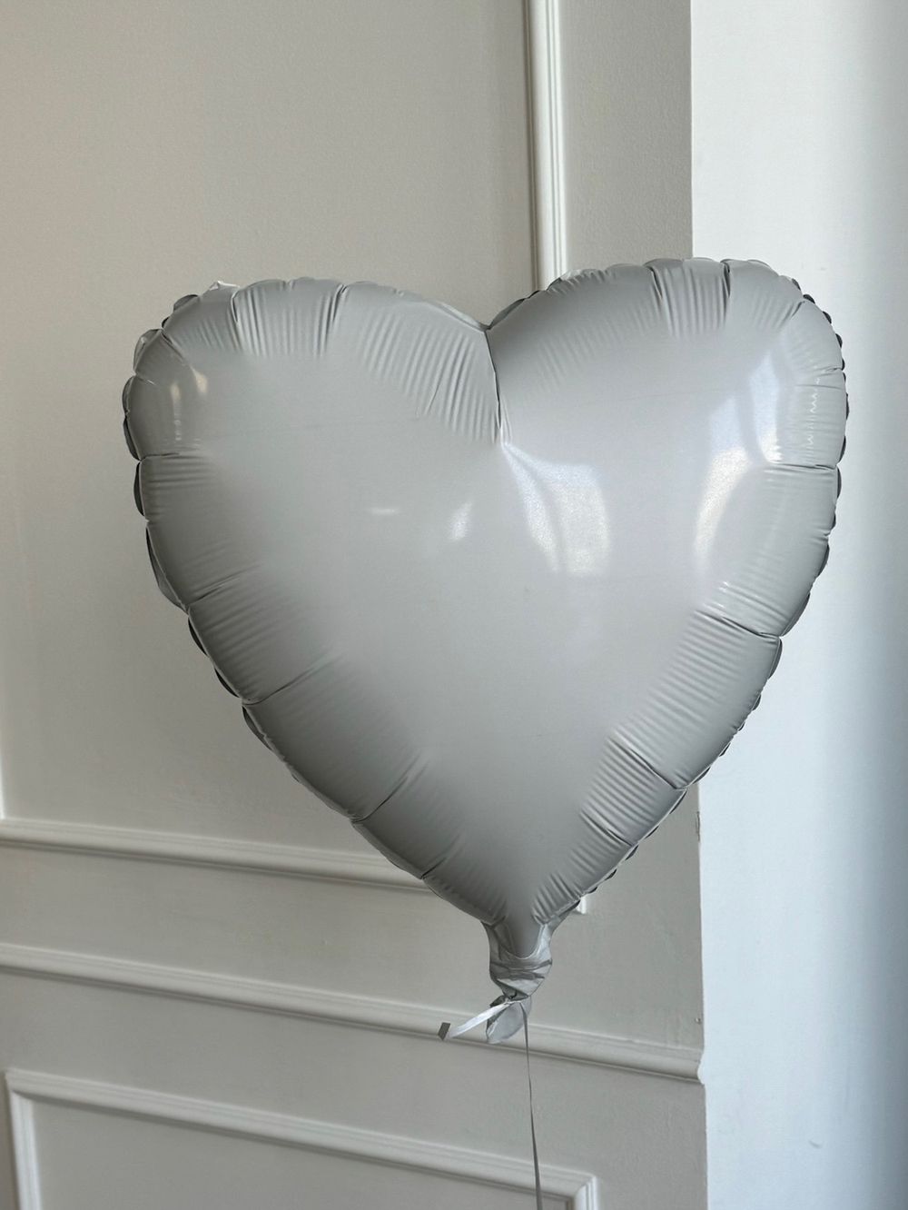 Шар-сердце белый фольгированный