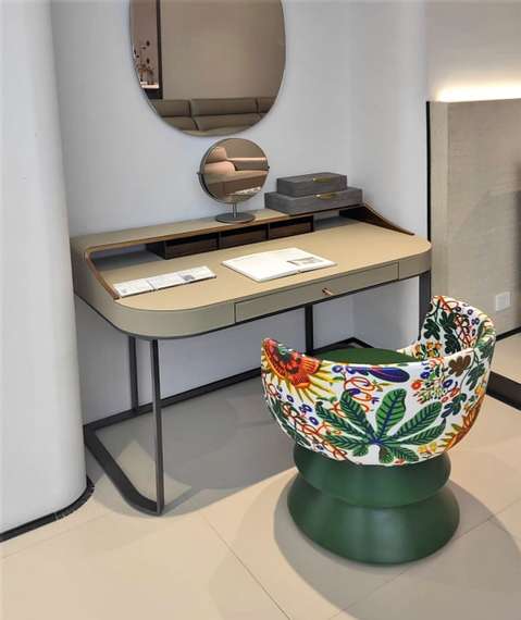 Рабочий стол-консоль Scrittoio