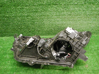 Битая Фара правая Toyota RAV4 4 CA40 (2015-2019) LED