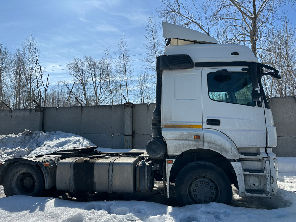 КамАЗ 5490 4x2 Седельный тягач 5490-S5 (Дизельный, 12,0 л, 401 л.с., АТ)