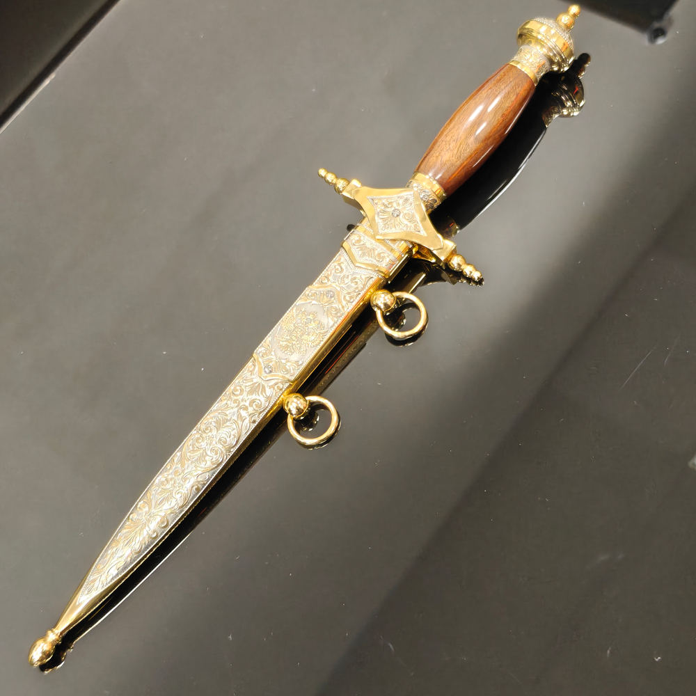 Кортик офицерский "Герб РФ" украшенный (Златоуст)