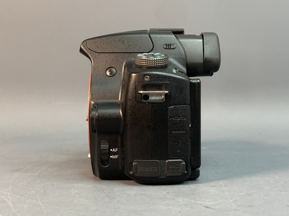 Sony Alpha SLT-A33 Kit 18-55