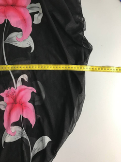 Блузка легкая, маркировка One Size, визуально на 44/48 размер