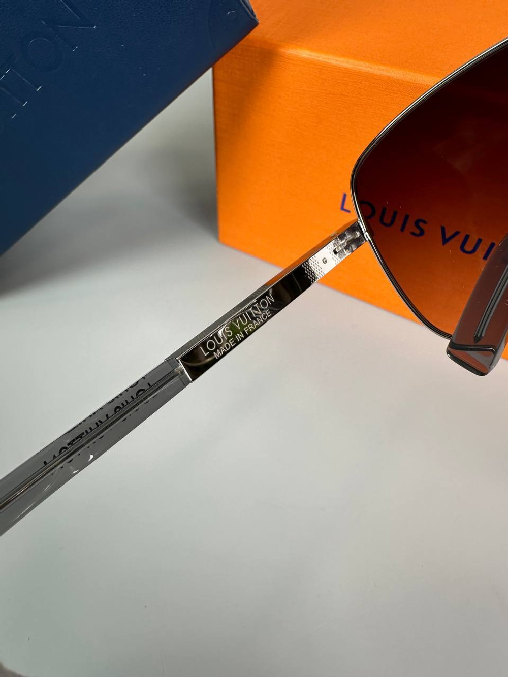 Очки Louis Vuitton