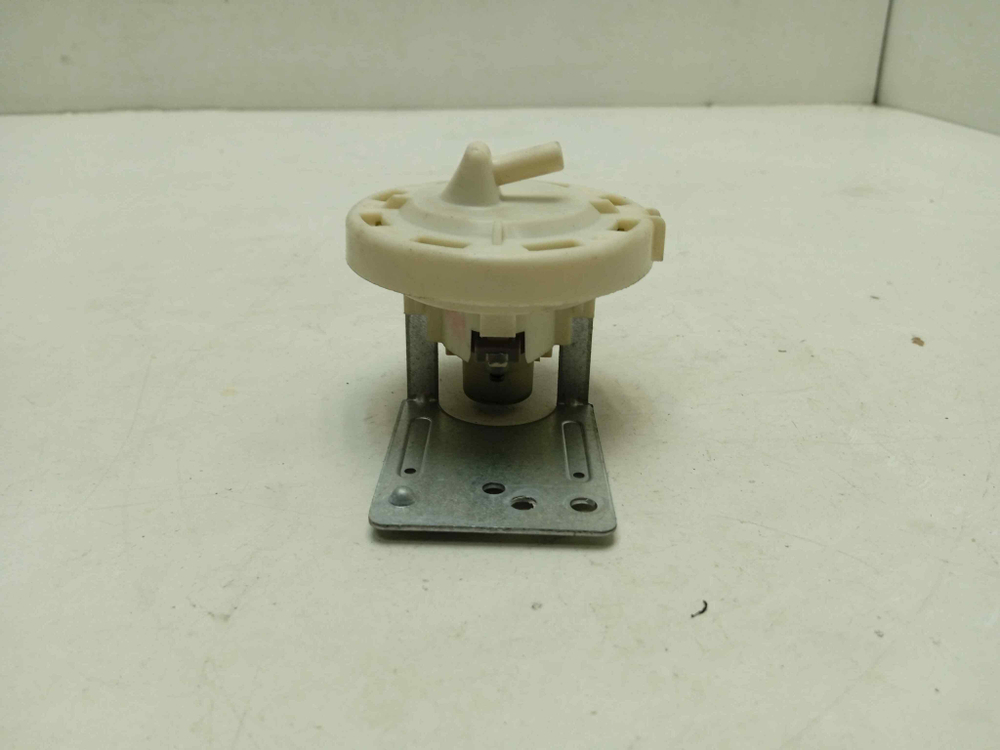 WD-10170SD кт175 Датчик уровня воды для стиральной машины LG WD-10170SD б/у