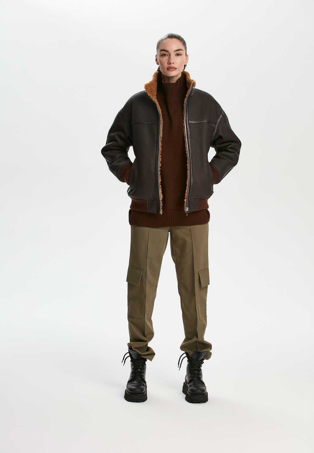 Дубленка бомбер