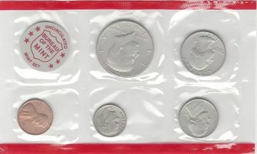 Официальный годовой набор монет США 1971 года (5 монет и жетон в запайке)