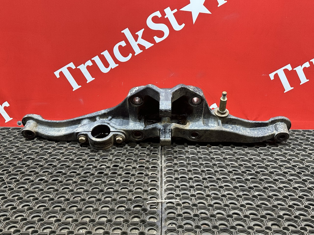 Кронштейн пневморессоры правый 2023г