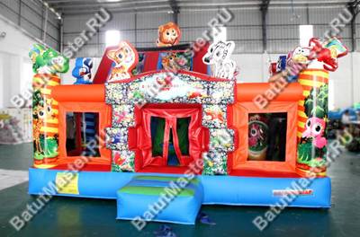 Коммерческий надувной батут "Звериный мир" с горкой и аркой, сетка на входе, 6*5*4 м