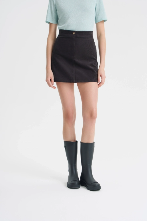 Юбка мини из вельвета