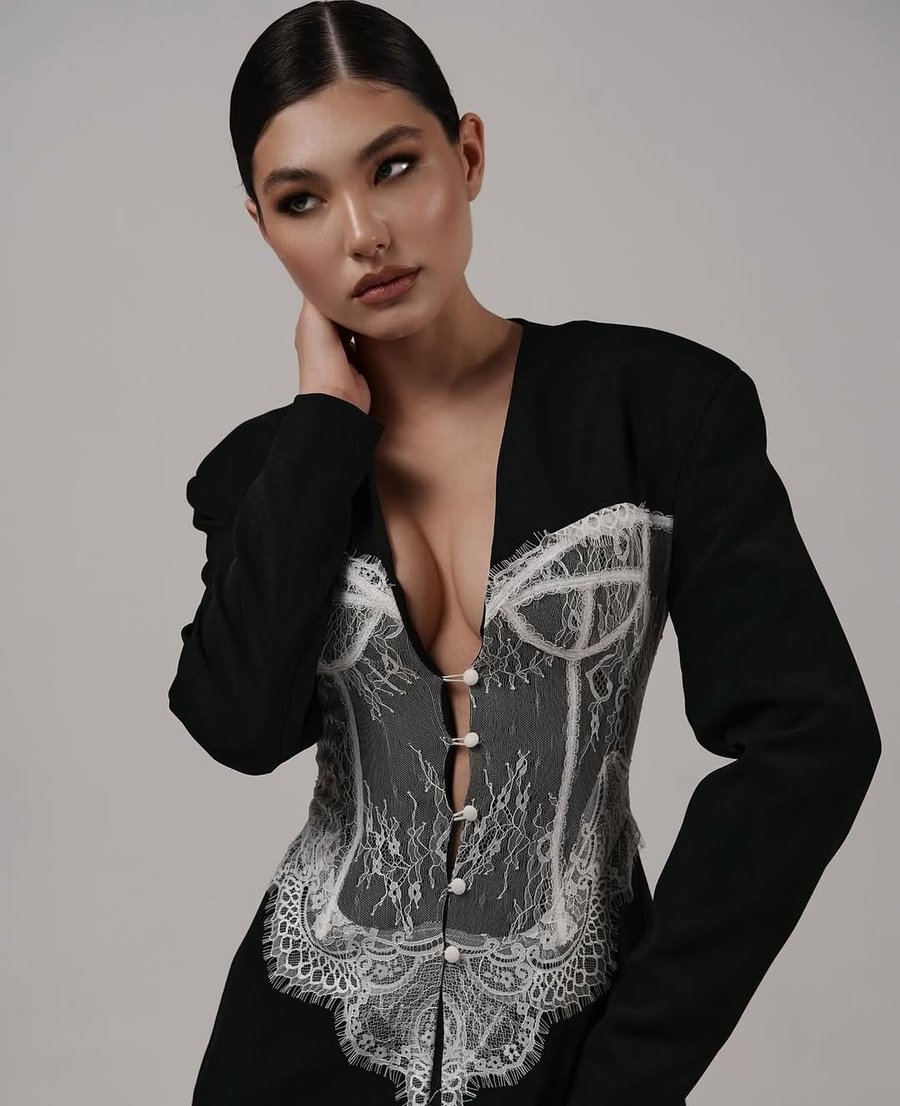 Жакет "Белоснежка", черный