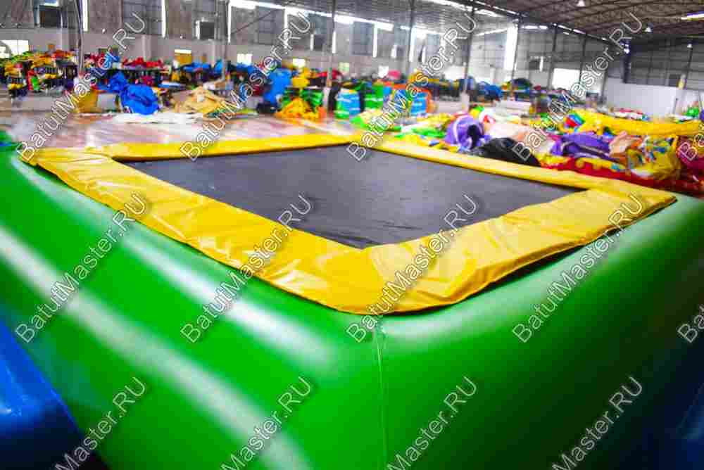 Элемент аквапарка "Bouncer" прямоугольный, 6*6*0,8 м.