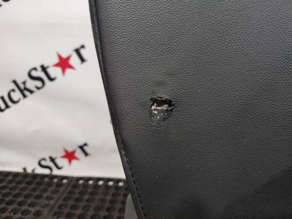 Комплект сидений пневматических 2023г