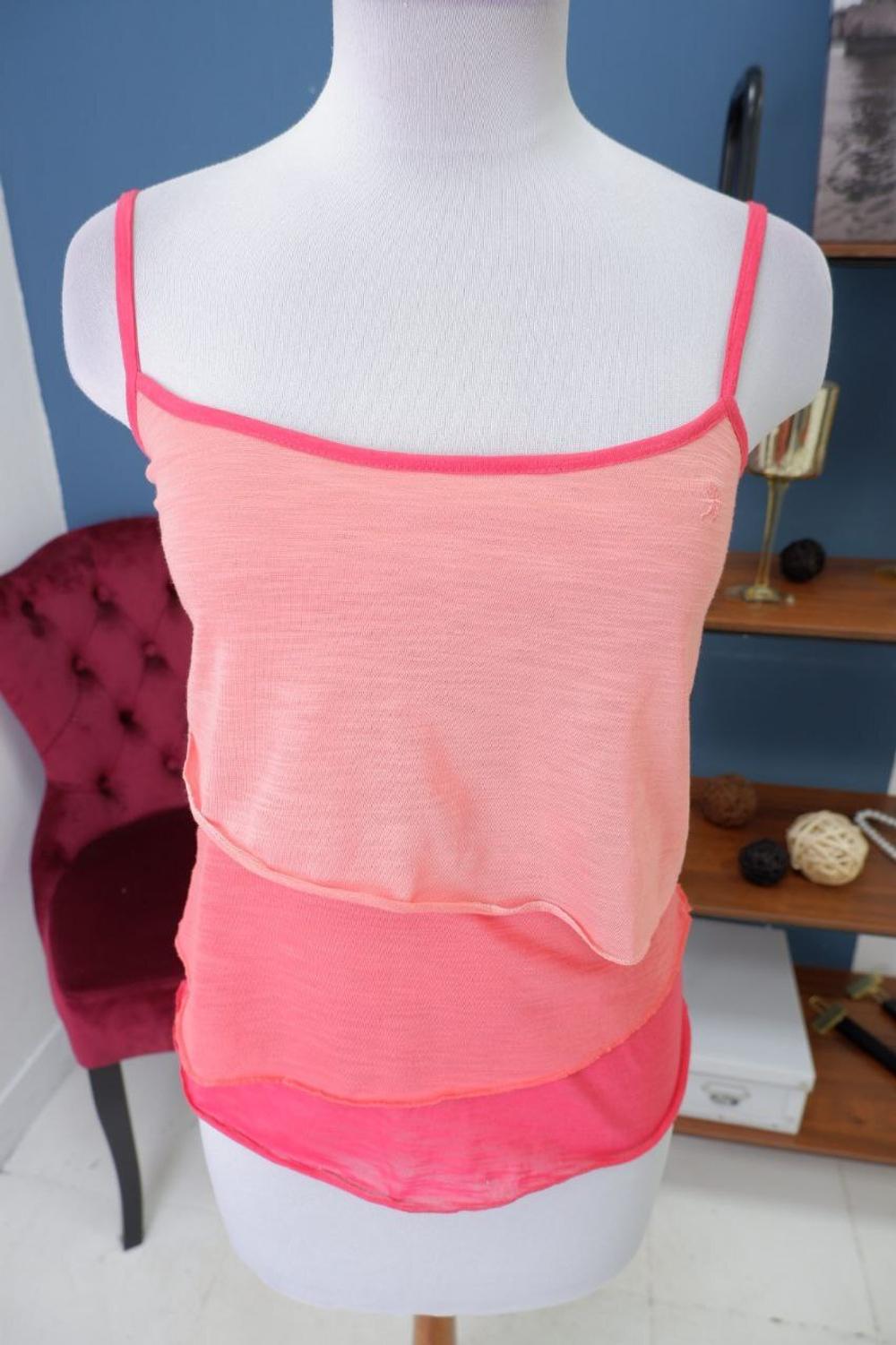 Топ нежного цвета 42 размер