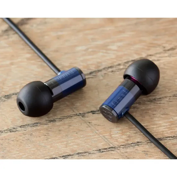 Final Audio E1000C with Mic Blue