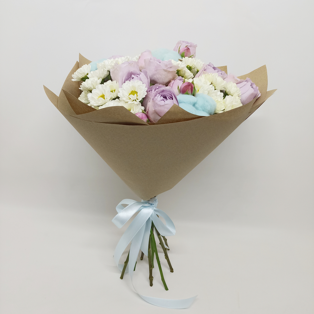 Букет из роз и хризантем София