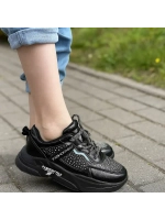 Кроссовки для девочки