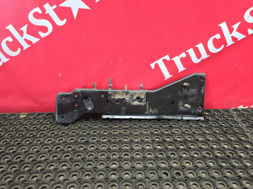 Кронштейн выхлопной системы