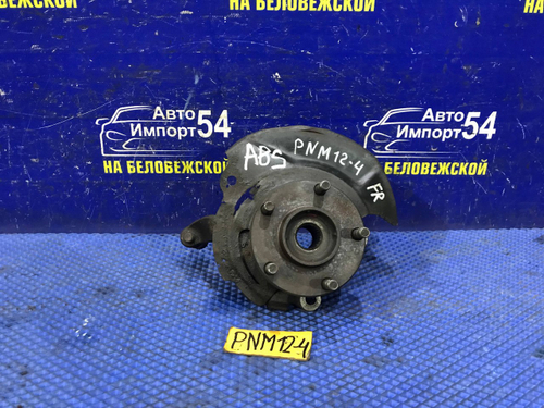 Ступица передняя правая NISSAN LIBERTY 1998