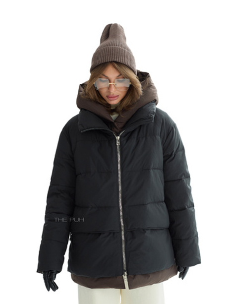 Куртка с контрастной отделкой в черном цвете