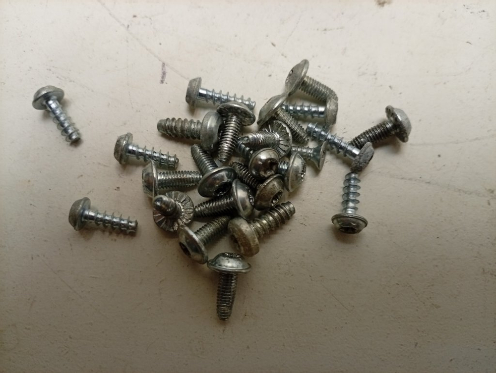 WLF20181CE/18 кт38 Крепеж и хомуты для стиральной машины Bosch б/у