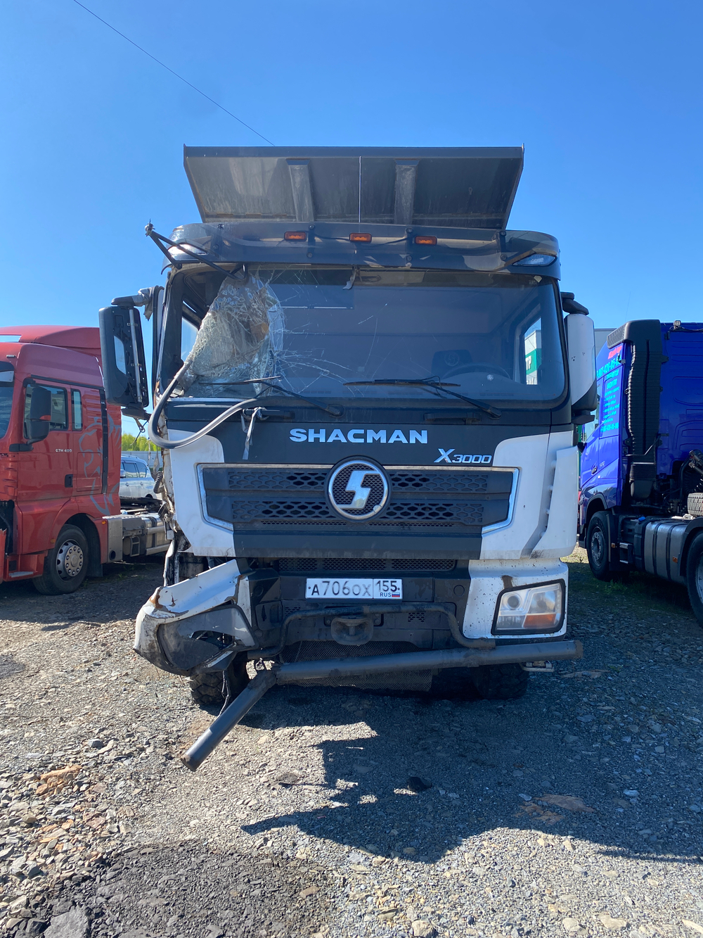 Shacman (Shaanxi) SX* 8x4 Самосвал SX331863366 (Дизельный, 12,5 л, 544 л.с., МТ)