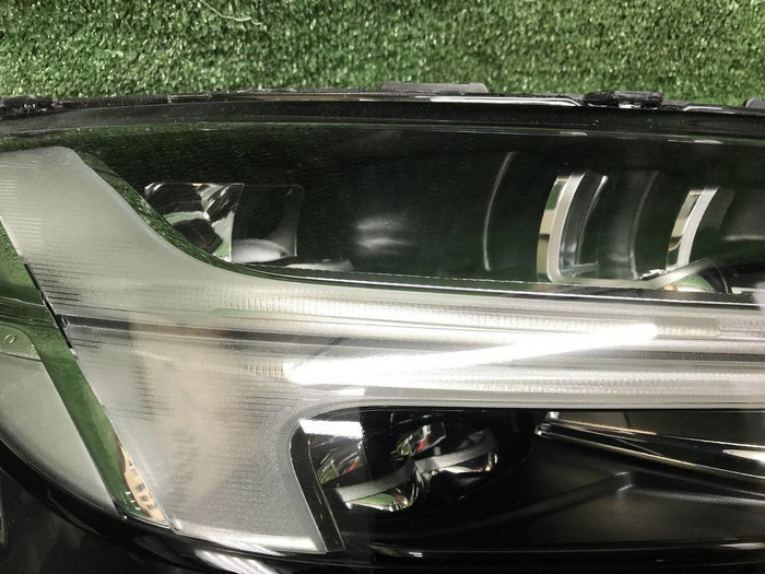 Фара правая Volvo V90 2 (2016-2020) Full LED