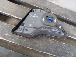 Фонарь задний левый  Kia Quoris (KH) 14-18 Б/У Оригинал 924033T000