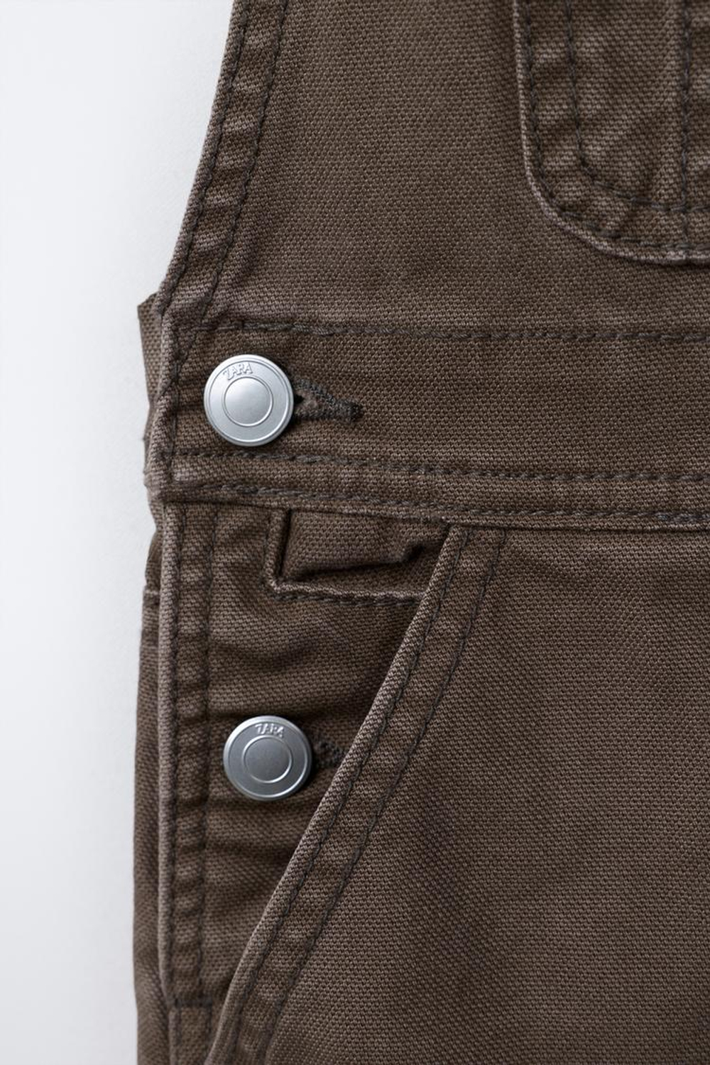 ZARA ДЛИННЫЙ ДЖИНСОВЫЙ КОМБИНЕЗОН, КОРИЧНЕВЫЙ