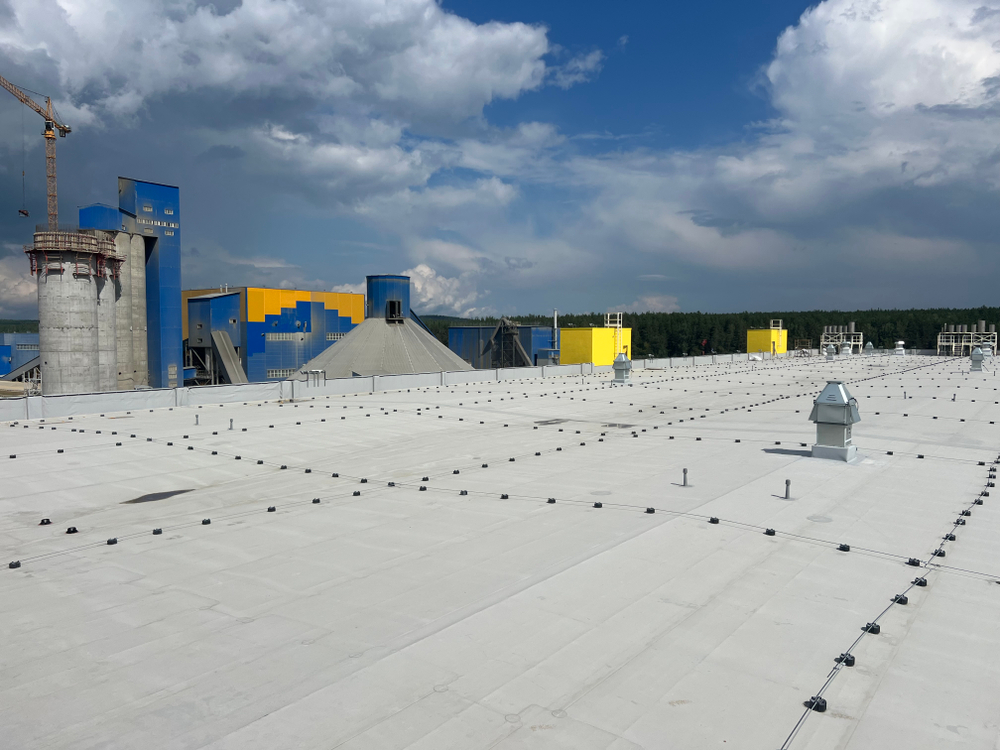 Поставка и монтаж кровли из ПВХ мембраны, монтаж профилированного настила Завод "ТЕПЛИТ"