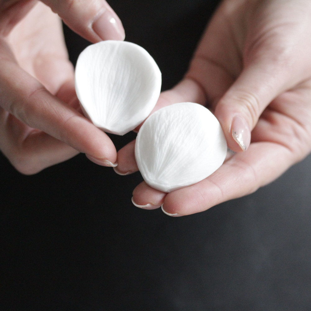 Молд силиконовый - вайнер для лепки лепестка ранункулюса