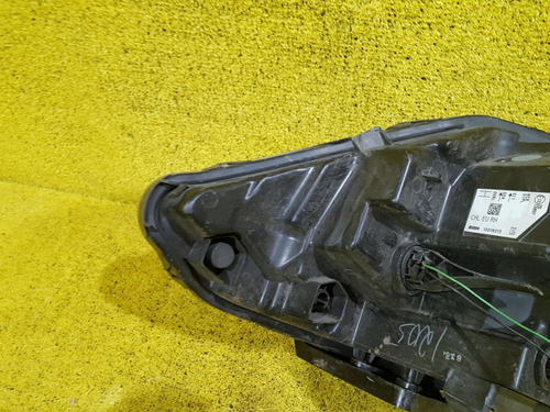 Битая Фара правая Nissan Qashqai J11 (2013-2019) галоген