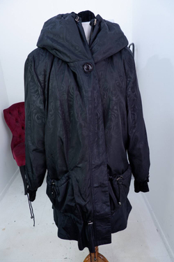 Куртка на утепленном подкладе, визуально на 54/56 размер